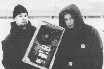 Mika and Ilpo with
a headspeaker (in b&w)